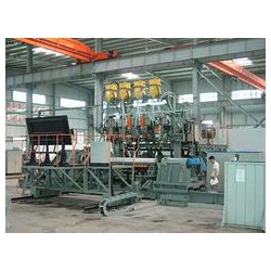 華銳自動軋輥堆焊機(jī)有什么特色|軋輥堆焊機(jī)